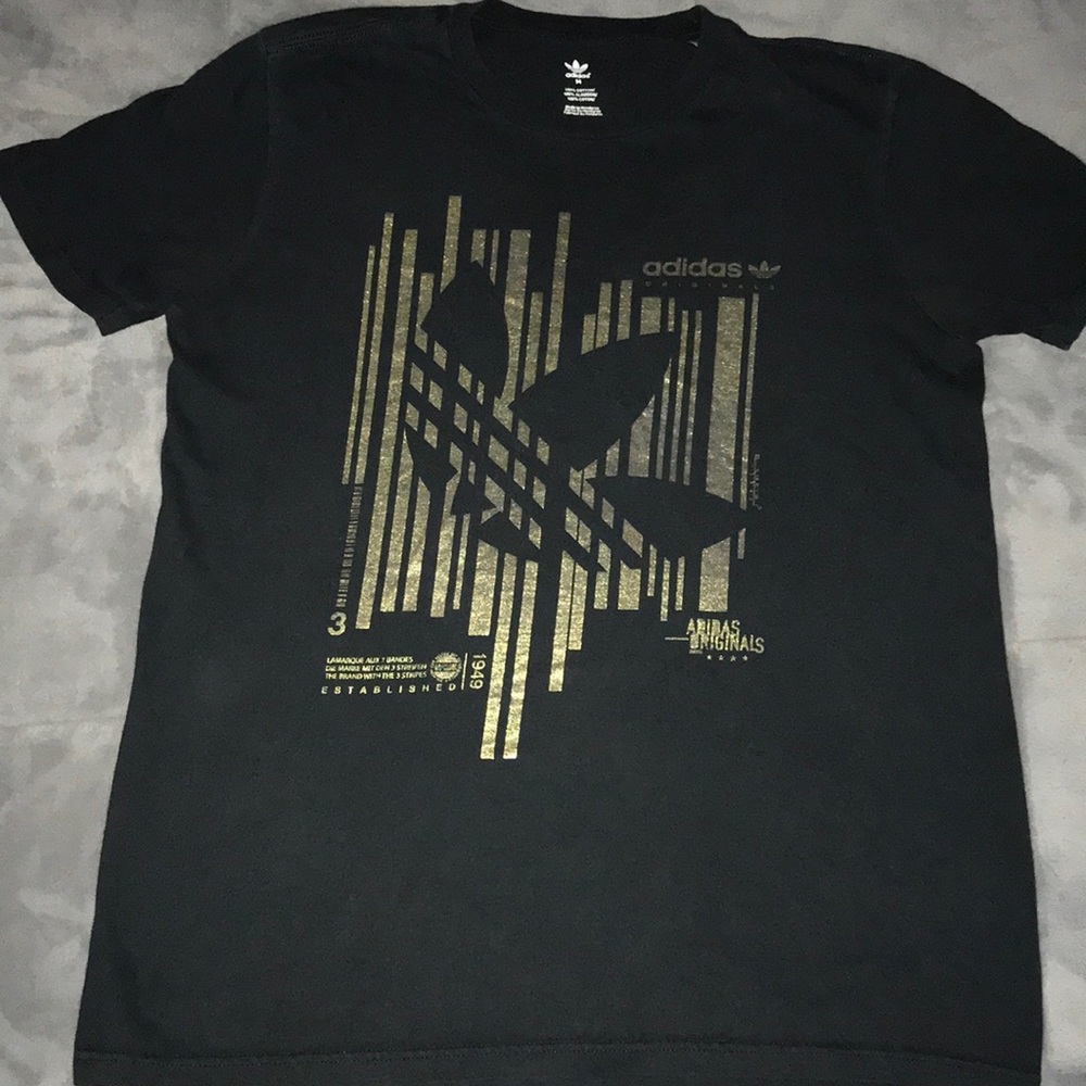 ADIDAS ORIGINALS RARE TEE SHIRT